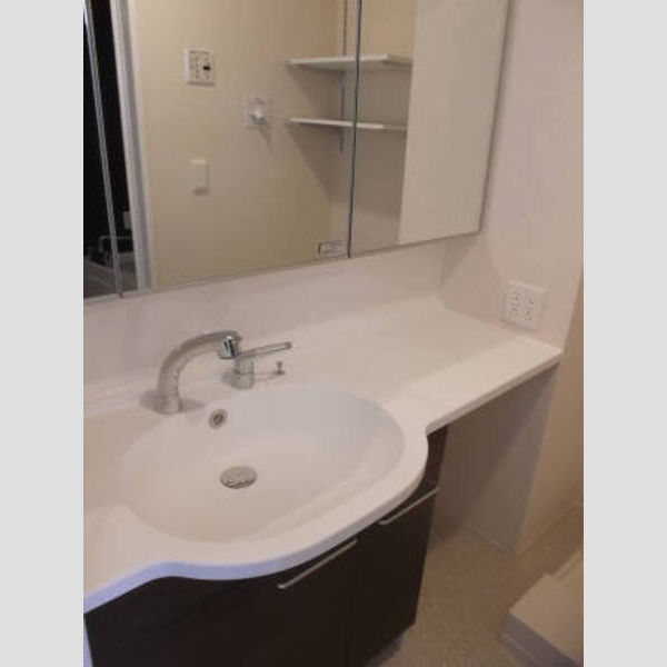 ステラタウン デネボラ 洗髪洗面化粧台