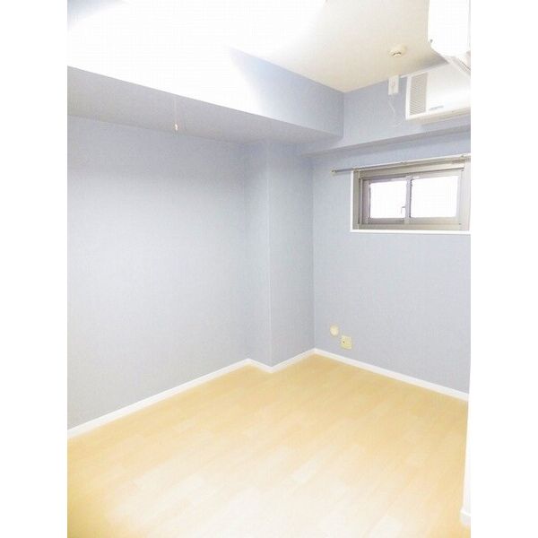 アリーナ湘南704号室 null