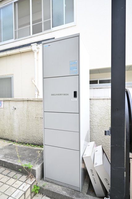 ガーデンハイツ一号館1階 宅配BOX