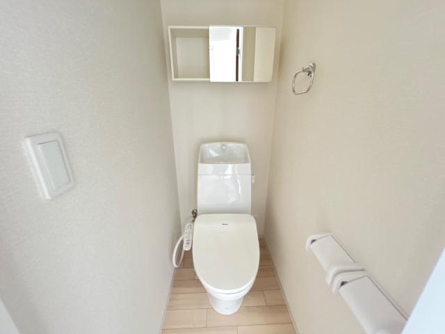 クレリア103号室 トイレ