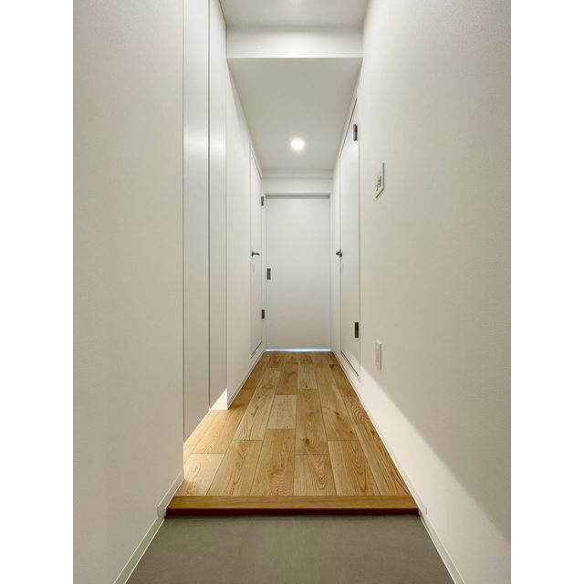 グランパセオ代々木上原0303号室 内観