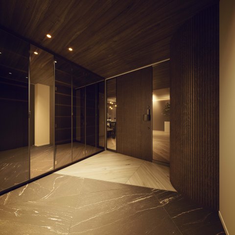 THE SYLA SHIBUYA-TOMIGAYA301号室 玄関