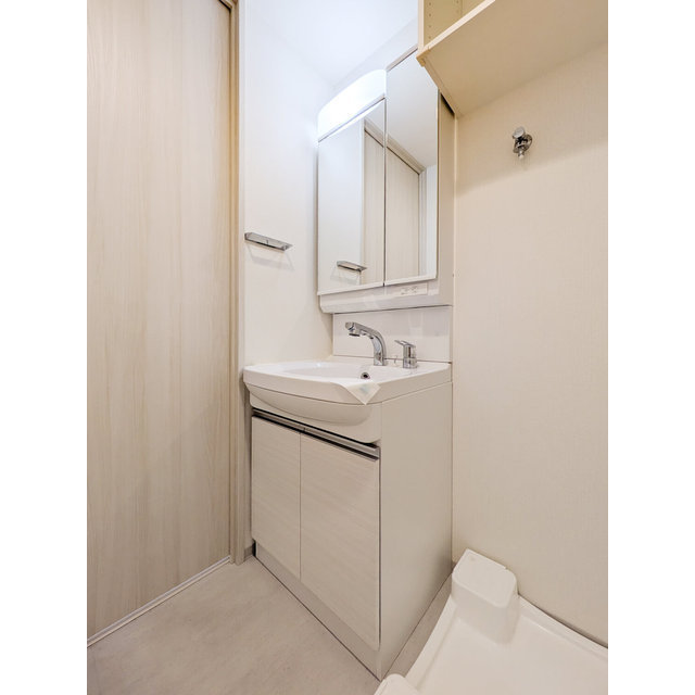 オーパスホームズ南行徳1401号室 同建物別部屋の参考画像