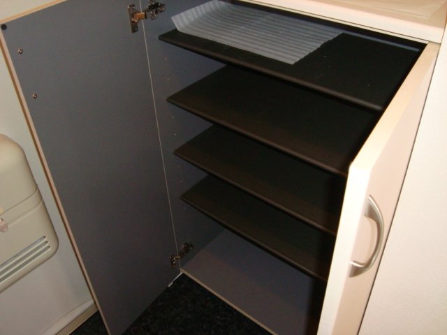 レフィナードＮ．Ｋ00105号室 シューズＢＯＸ