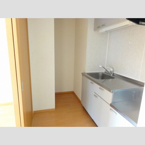 グランシャリオ303号室 キッチン　お好きなガスコンロ置けます。