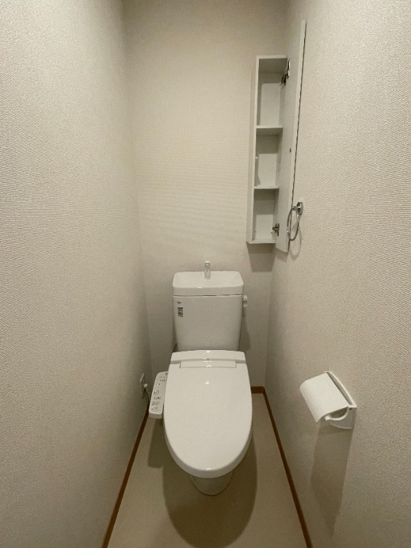 ティーリミテッド1階 トイレ