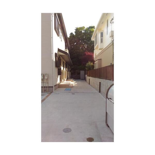 Bene多摩蘭坂201号室 エントランス