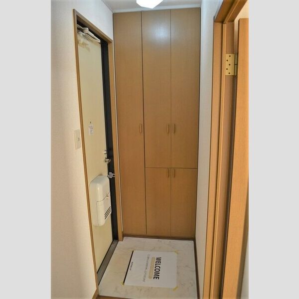 サニーハイツ不動台 シューズボックス(トール)