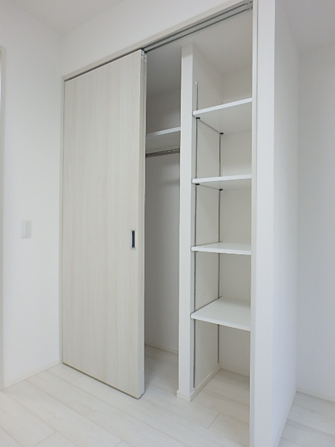 ガーラ・ヴィスタ祖師ヶ谷大蔵4階 十分な収納スペースがあります