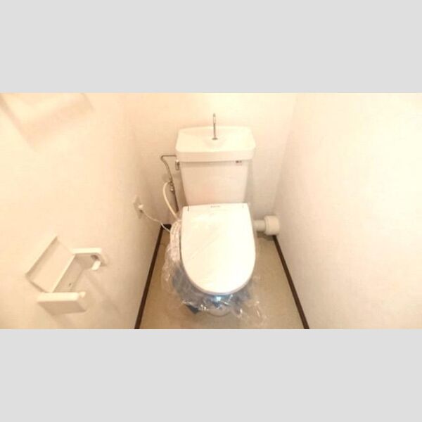 コーポレート東浦和1号棟303号室 温水洗浄暖房便座