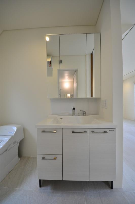 Studio仙川2階 トイレ