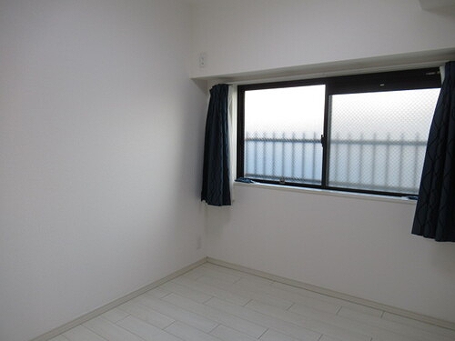 ナイスアーバン武蔵浦和3階 納戸