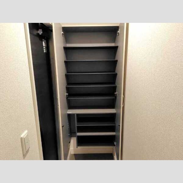 D Paina大丸103号室 玄関