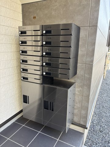 ウィンメゾン海神 宅配ボックス付き！