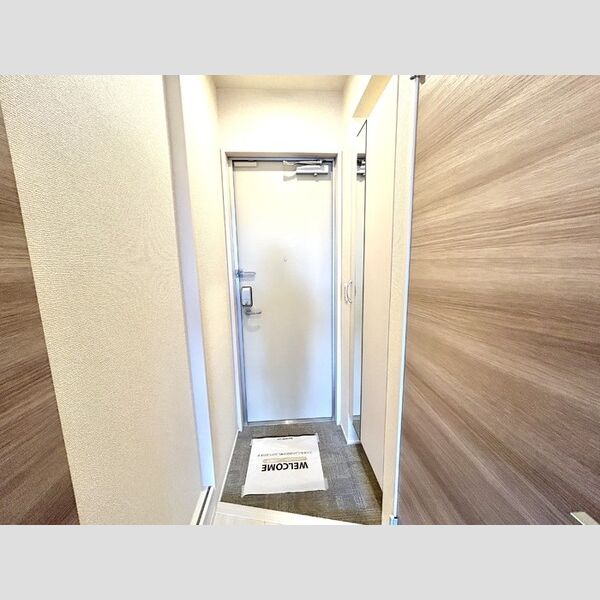 オアシスグレース303号室 玄関