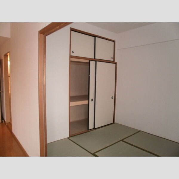 ブリリアント402号室 ☆★　和室　☆★