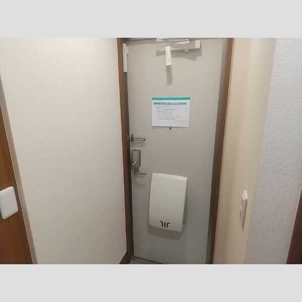 グリーンヒル北八102号室 玄関