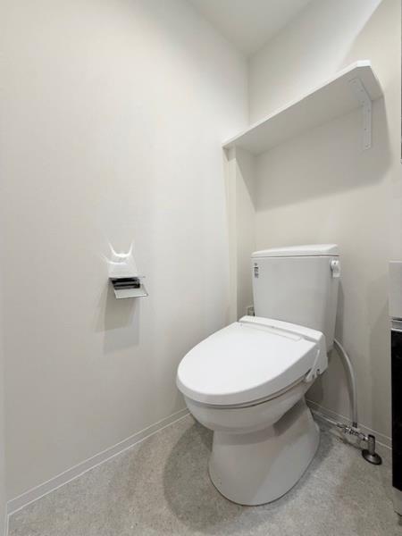 エレミ本蓮沼1階 トイレ