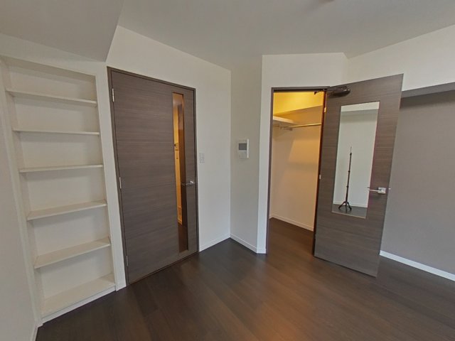 ケーディーエックスレジデンス豊洲703号室 同建物別部屋の参考画像