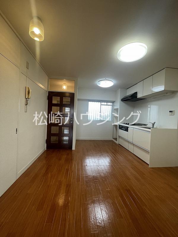 上高田４丁目団地2号棟 リビング