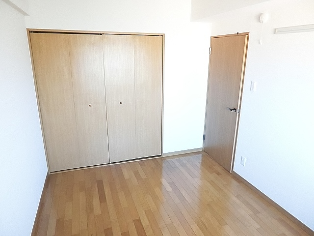 ファミール元住吉0406号室 室内写真は４０４号室です。