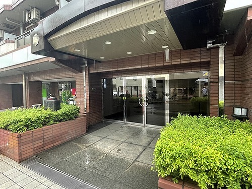 シャリエ練馬北町 エントランス