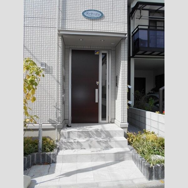 ヴィラージュ105号室 同建物別部屋の参考画像