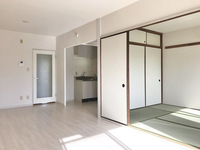 スクエア西部 リビング