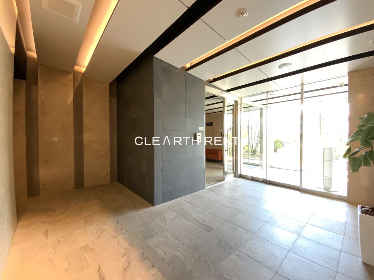 コンシェリア東京 ＜ＩＲＩＹＡ ＳＴＡＴＩＯＮ ＦＲＯＮＴ＞2階 入谷駅徒歩１分/敷金礼金ゼロ/広々１ＬＤＫ/収納豊富