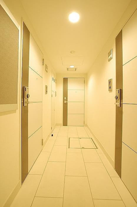 ステージファースト蒲田アジールコート5階 共用廊下