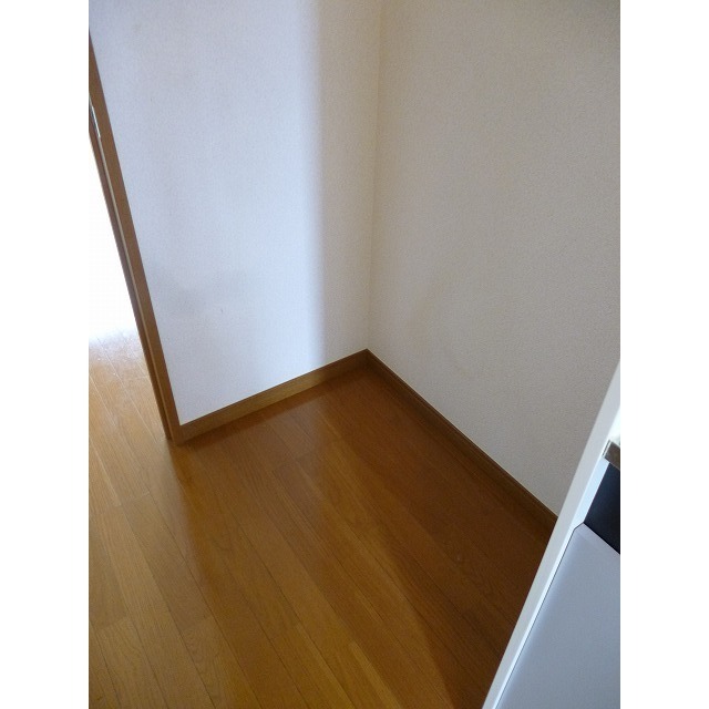 アムール 琴 内観