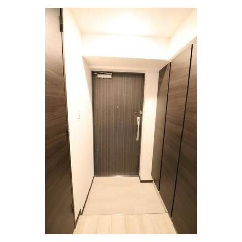 ジェノヴィア南千住Ⅵスカイガーデン6階 玄関