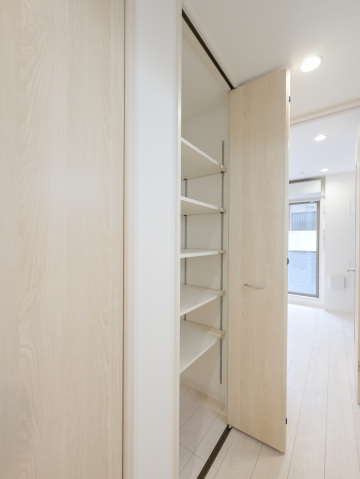 スカイルーチェ川口芝中田104号室 シューズBOX