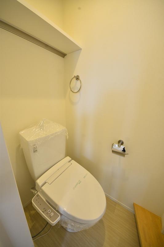 方南町テラスハウスE2階 トイレ