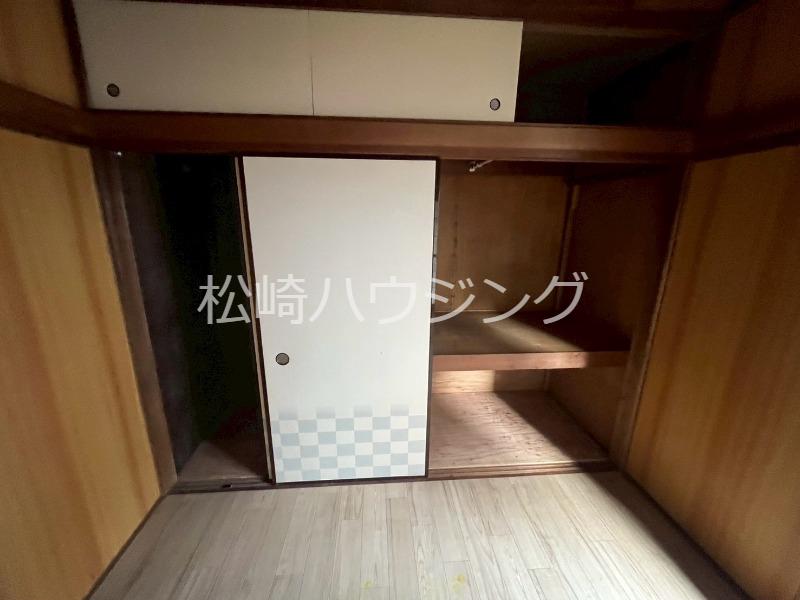 豊玉中1丁目貸家 収納