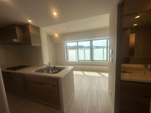 プレミスト津田山603号室 キッチンも広く使いやすいです