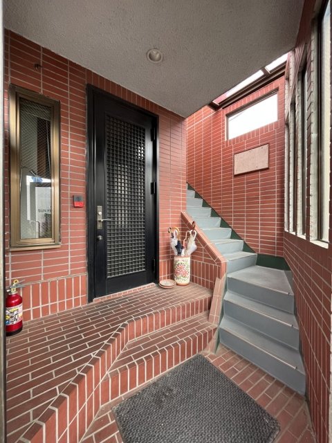 サンフレンズ経堂3階 エントランス