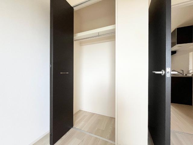 シエルブルー（Ciel Blue）105号室 クローゼット