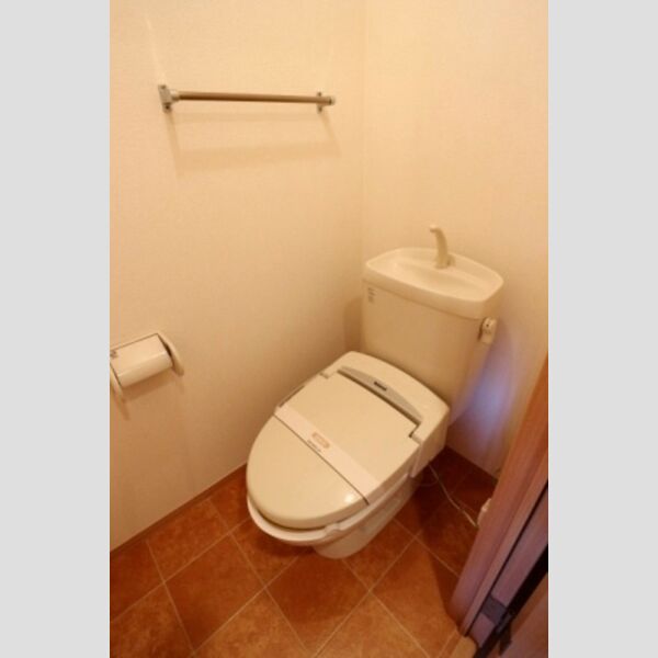 プレミエールあけぼの206号室 温水洗浄便座