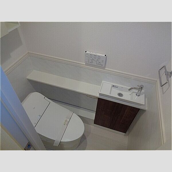 アピシウス202号室 温水洗浄暖房便座