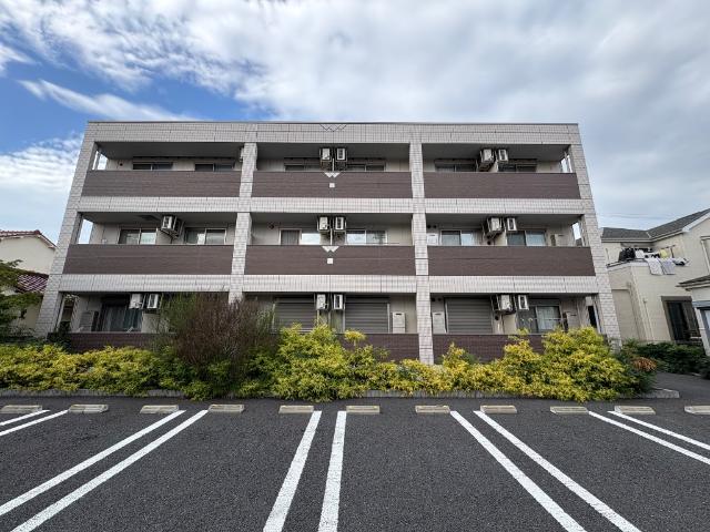 クリンゲル　バウム　カー 外観写真（昼）