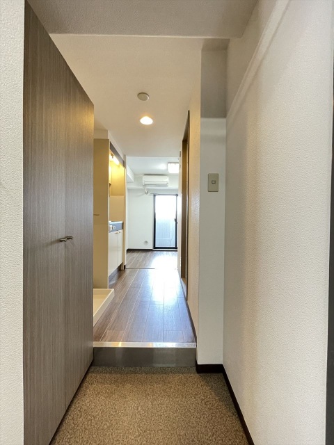 スカイコートお茶の水女子大前 ※同タイプ参考写真