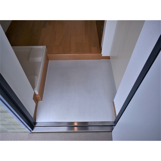 ルクレ津田沼 玄関