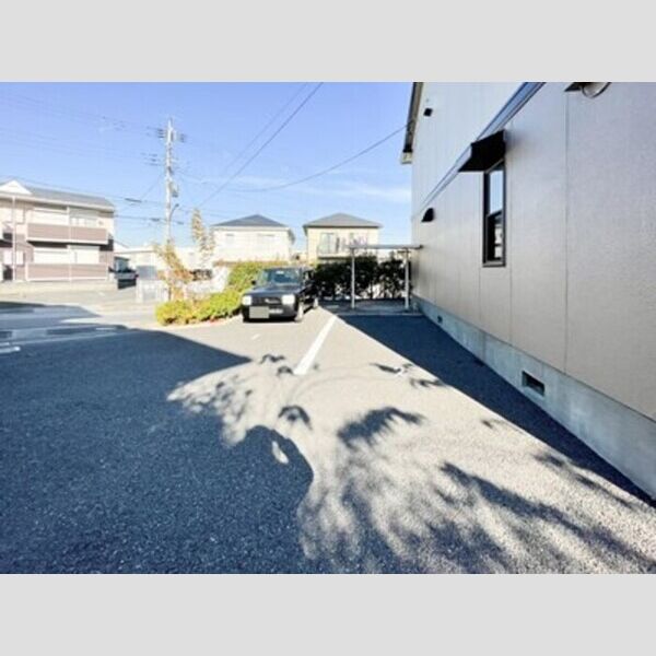 フローラフォンテ　A 駐車場