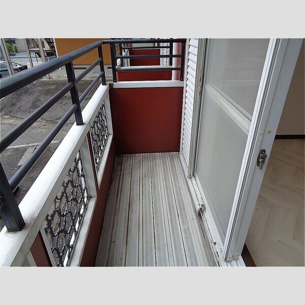 レイクヒルズ373　D バルコニー