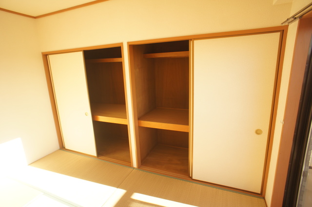 ソイ・コート幕張 大きなものも収納できそうです