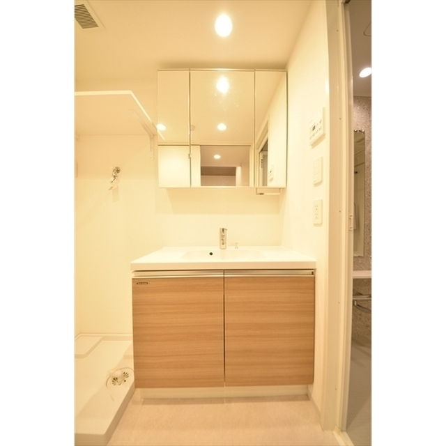 グランパセオ代々木上原Ⅱ0201号室 内観