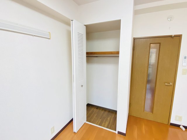 スクエア田邊0207号室 収納