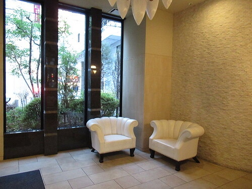 グローベル　ザ・スイート横浜プレミア4階 エントランスロビー