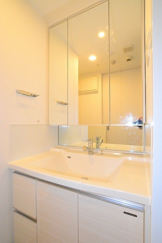 グランドコンシェルジュ西巣鴨アジールコート 洗面